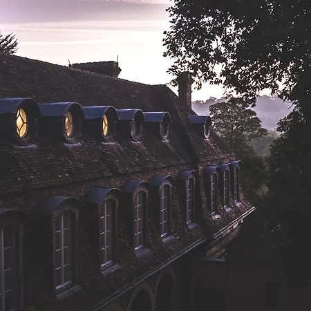 Monastere De לינה וארוחת בוקר