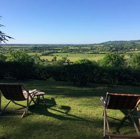 Monastere De Nocleg ze śniadaniem 3*