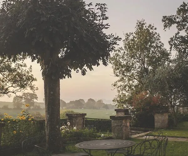 Nocleg ze śniadaniem Monastere De 3*